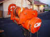 cm trolley hoist 2.JPG (163276 bytes)